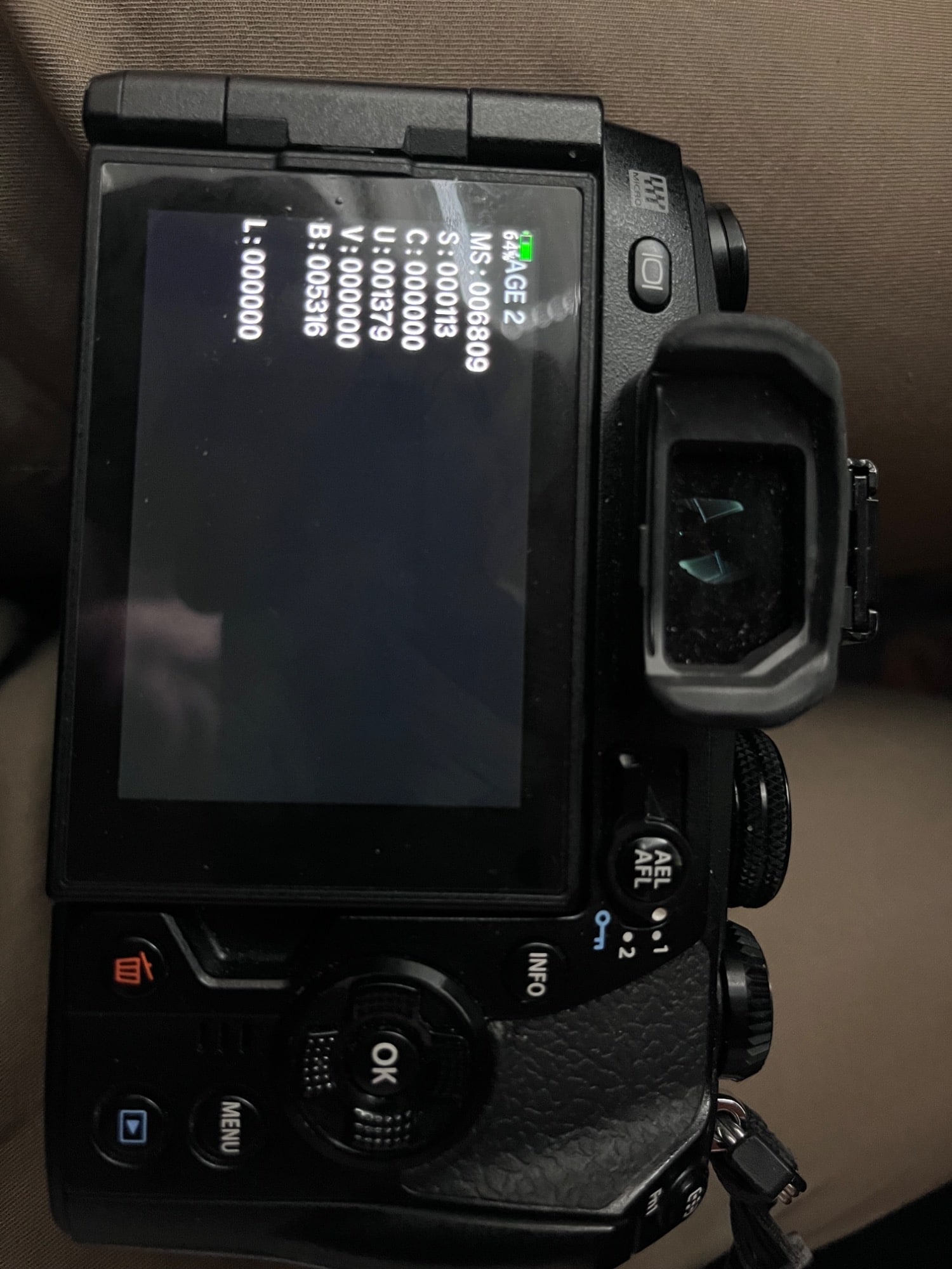Image du produit Olympus Kit OM-D E-M1 Mark II (12 - 40 mm, 20.40 Mpx, Micro Four Thirds)