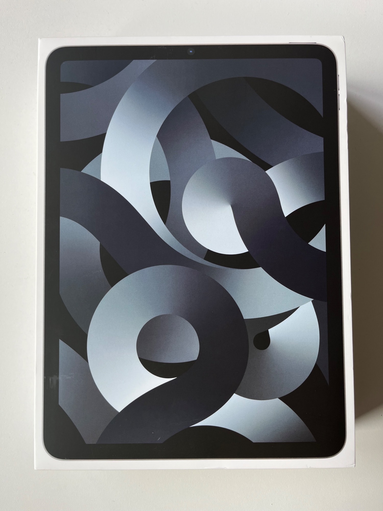 Produktbild Apple iPad Air 2022 (5. Gen) (nur WLAN, 10.90", 64 GB, Space Grey)