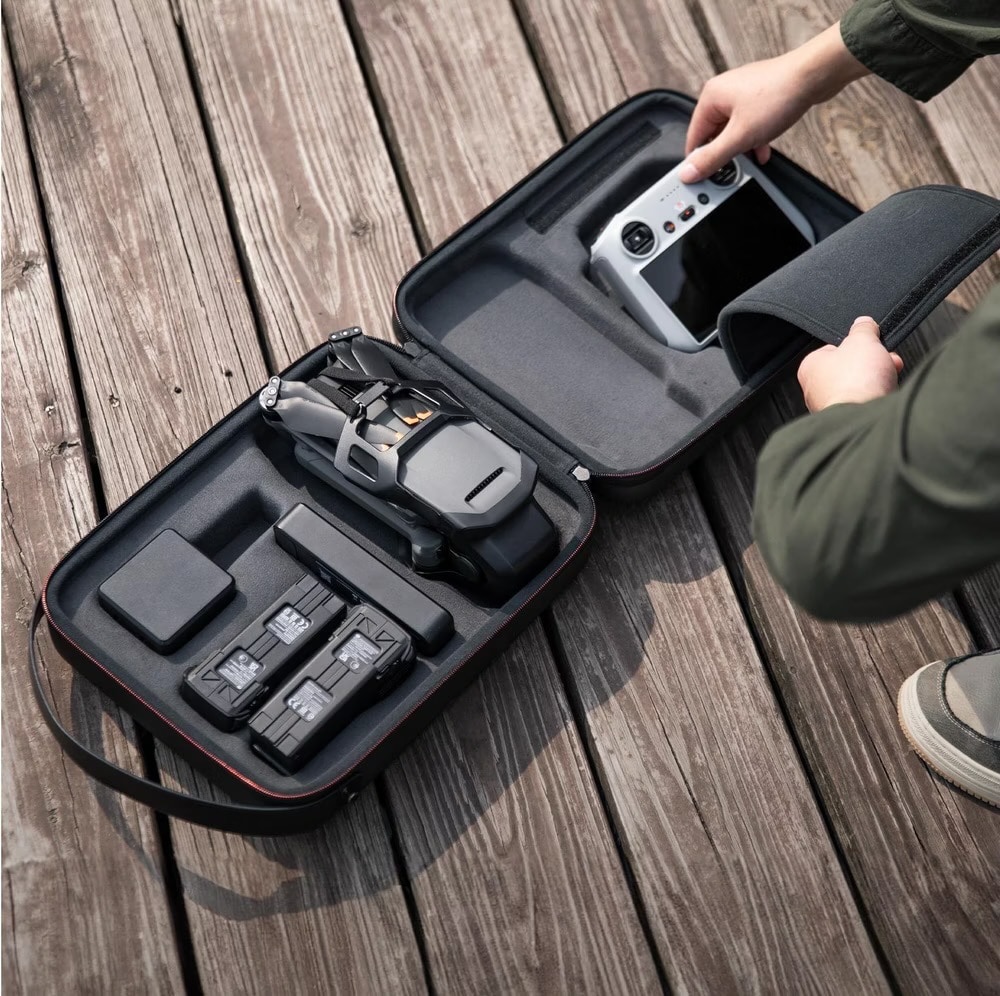 Immagine prodotto DJI Mavic 3 Classic con telecomando RC (46 min, 895 g, 20 Mpx)