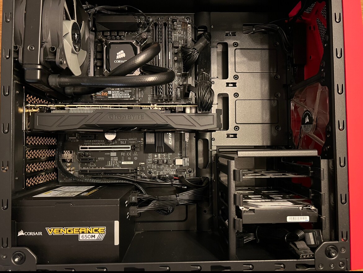 Produktbild Mifcom Savage Gtx 1080 Aorus (Intel Core i7-7700K, 16 GB, 500 GB)