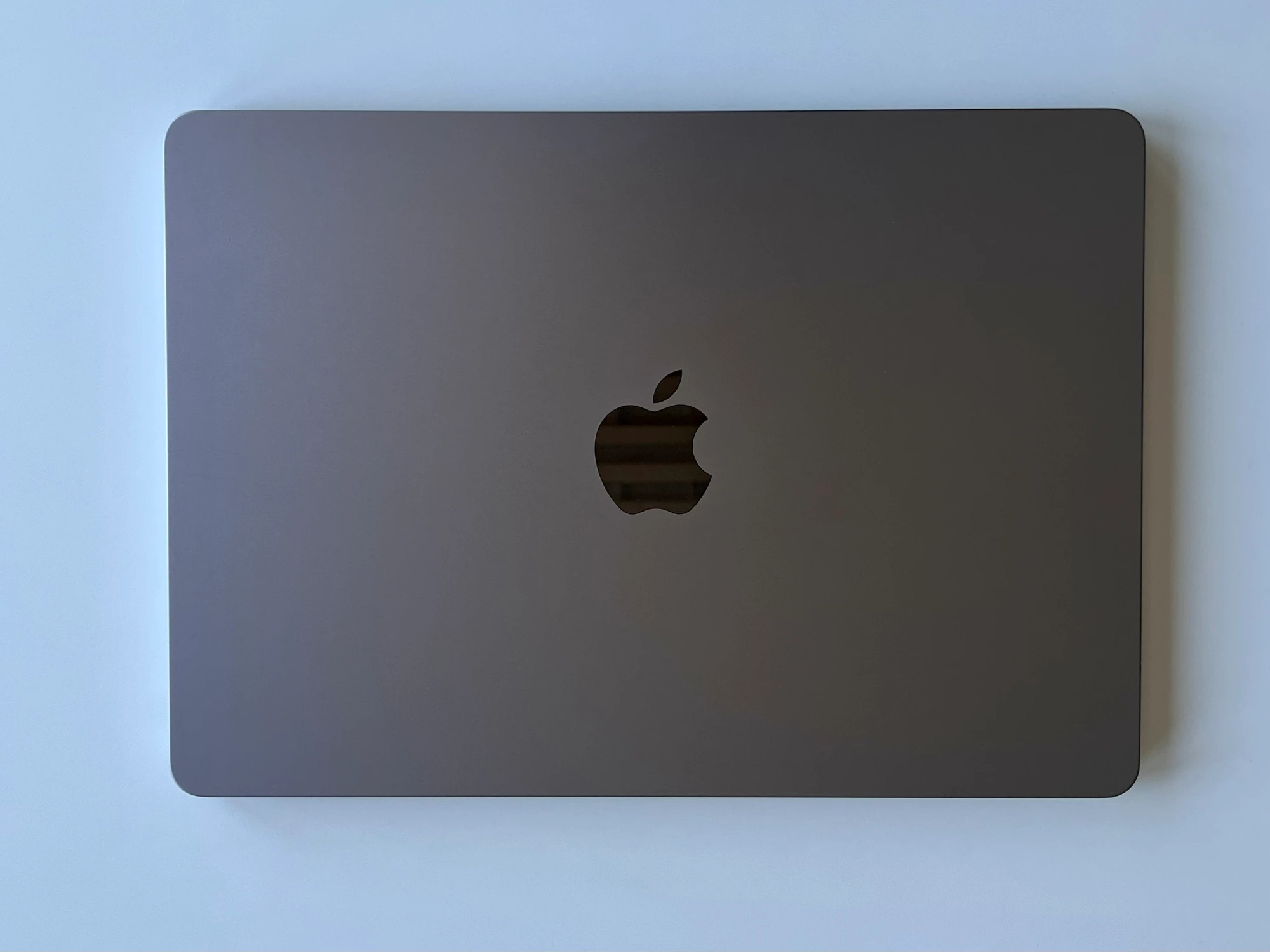 Produktbild Apple MacBook Air – 2022 (13.60", M2, 16 GB, 1000 GB, CH)