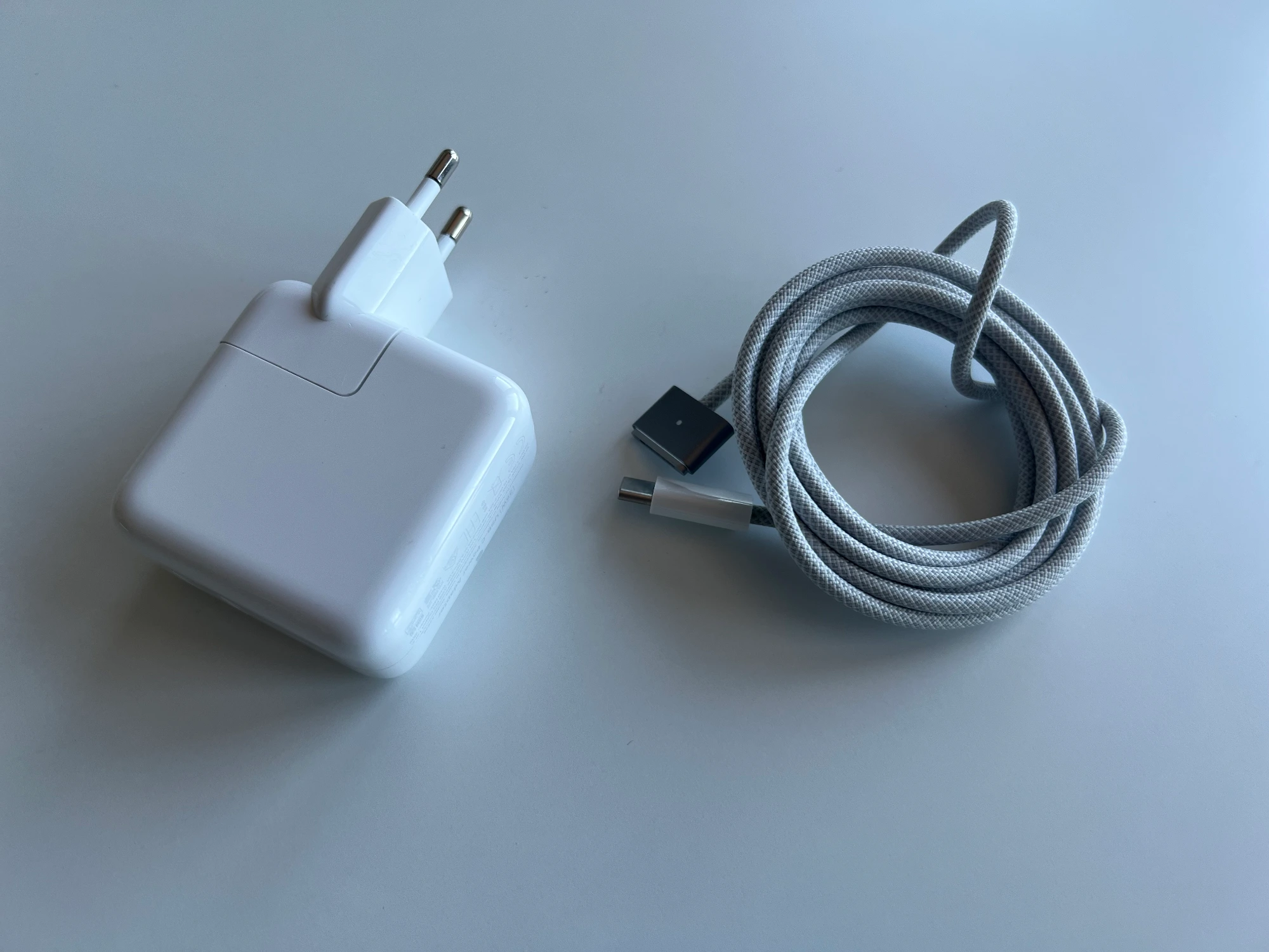 Produktbild Apple MacBook Air – 2022 (13.60", M2, 16 GB, 1000 GB, CH)