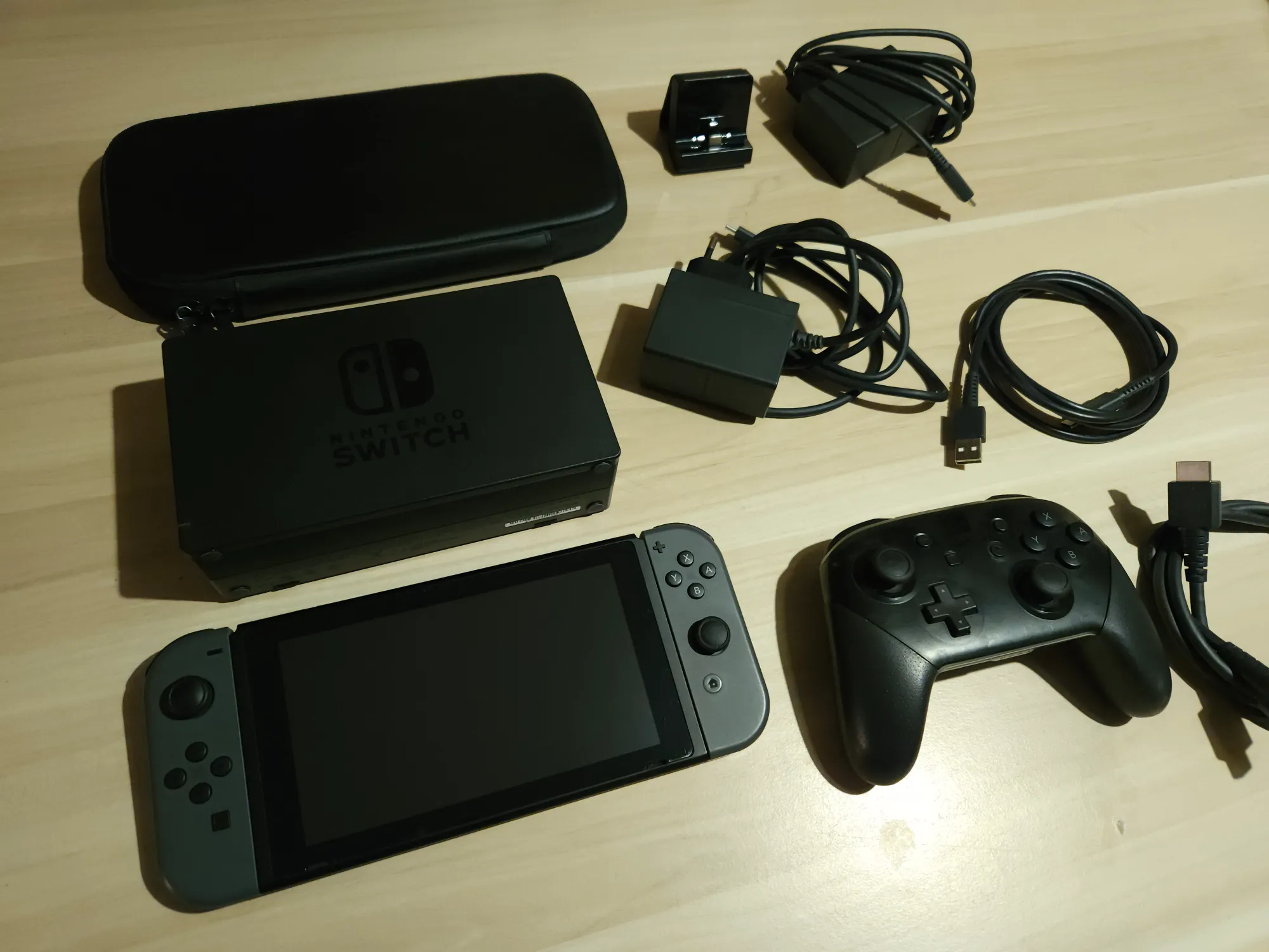 Produktbild Nintendo Switch - Grau