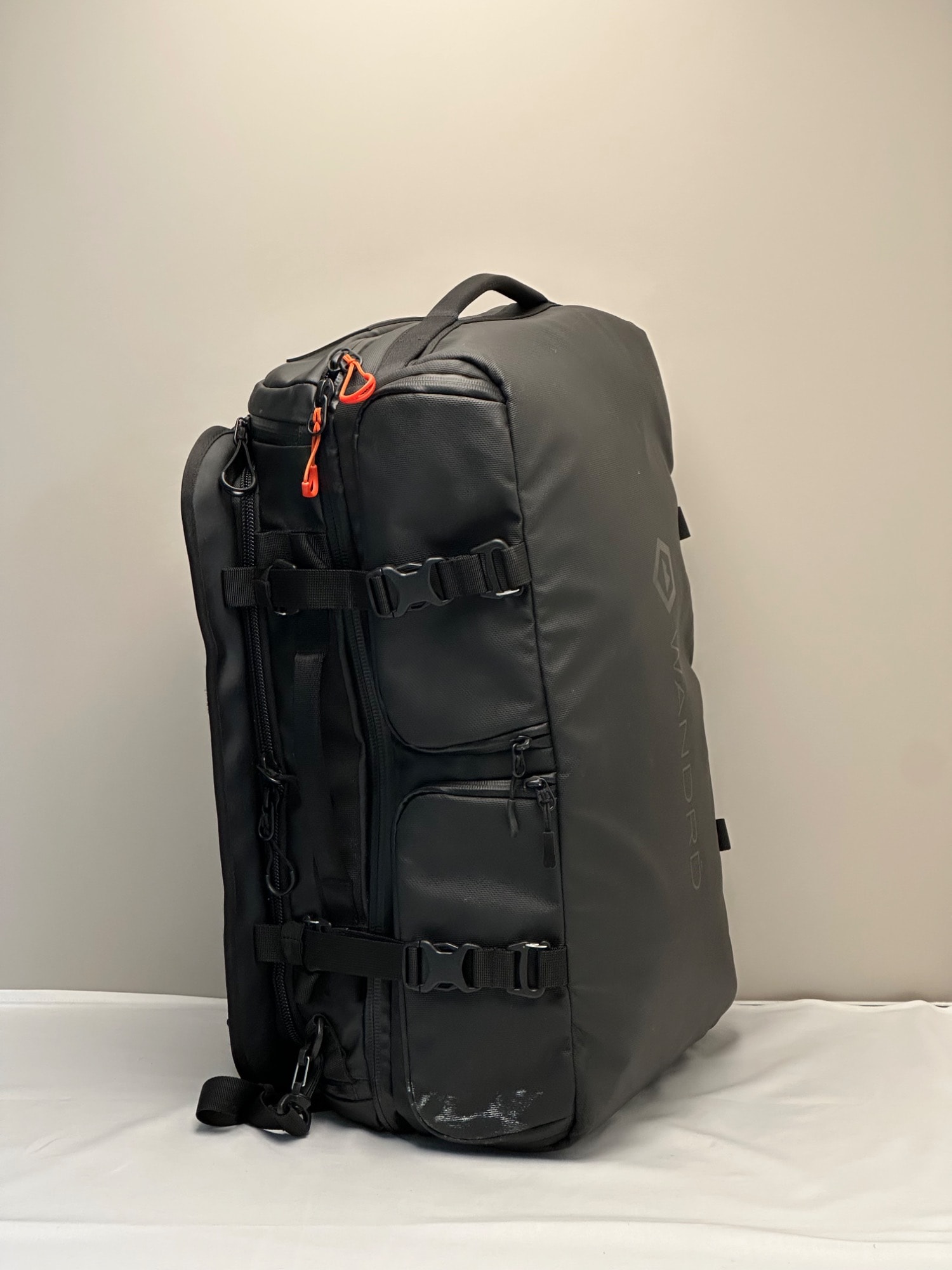 Actual product image Wandrd HEXAD Access 45L Duffel (Camera accessory bag, 45 l)