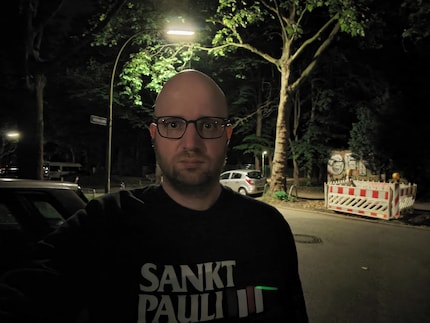 Im Nachtmodus nutzt das Honor 400 sein Display zur Beleuchtung.