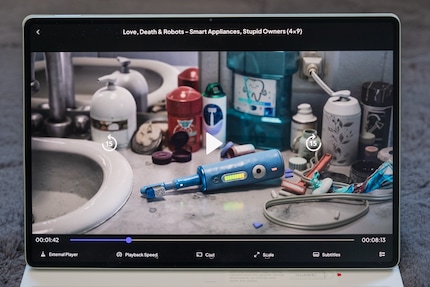 Love, Death and Robots auf einem matten Screen? Ich bin zufrieden.