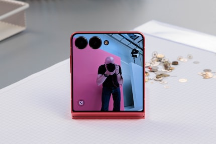 Le Flip7 est son propre trépied d'appareil photo.