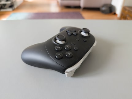 Nintendos Pro Controller 2 ist teuer und fühlt sich auch so an.