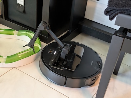 Der Roboter will vergeblich die Kugelbahn greifen, was viel Zeit kostet.