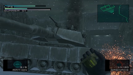 Anstatt meine Granaten ins Blaue zu schiessen, kann ich in der First-Person-Perspektive bewusst auf den Panzerfahrer zielen.