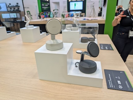 The Belkin UltraCharge Pro charges the iPhone, Apple Watch and Airpods in parallel.