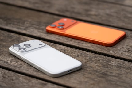 «Cosmic Orange» ist die Smartphone-Inkarnation des Action Buttons. Ich bleibe lieber bei Silber.