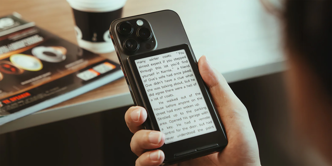 Der X4 ist ein E-Reader, der kleiner ist als ein Smartphone. - Digitec