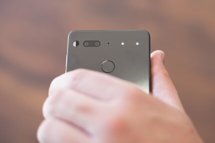 La fotocamera modulare dell'Essential PH-1 richiede codice speciale e API speciali