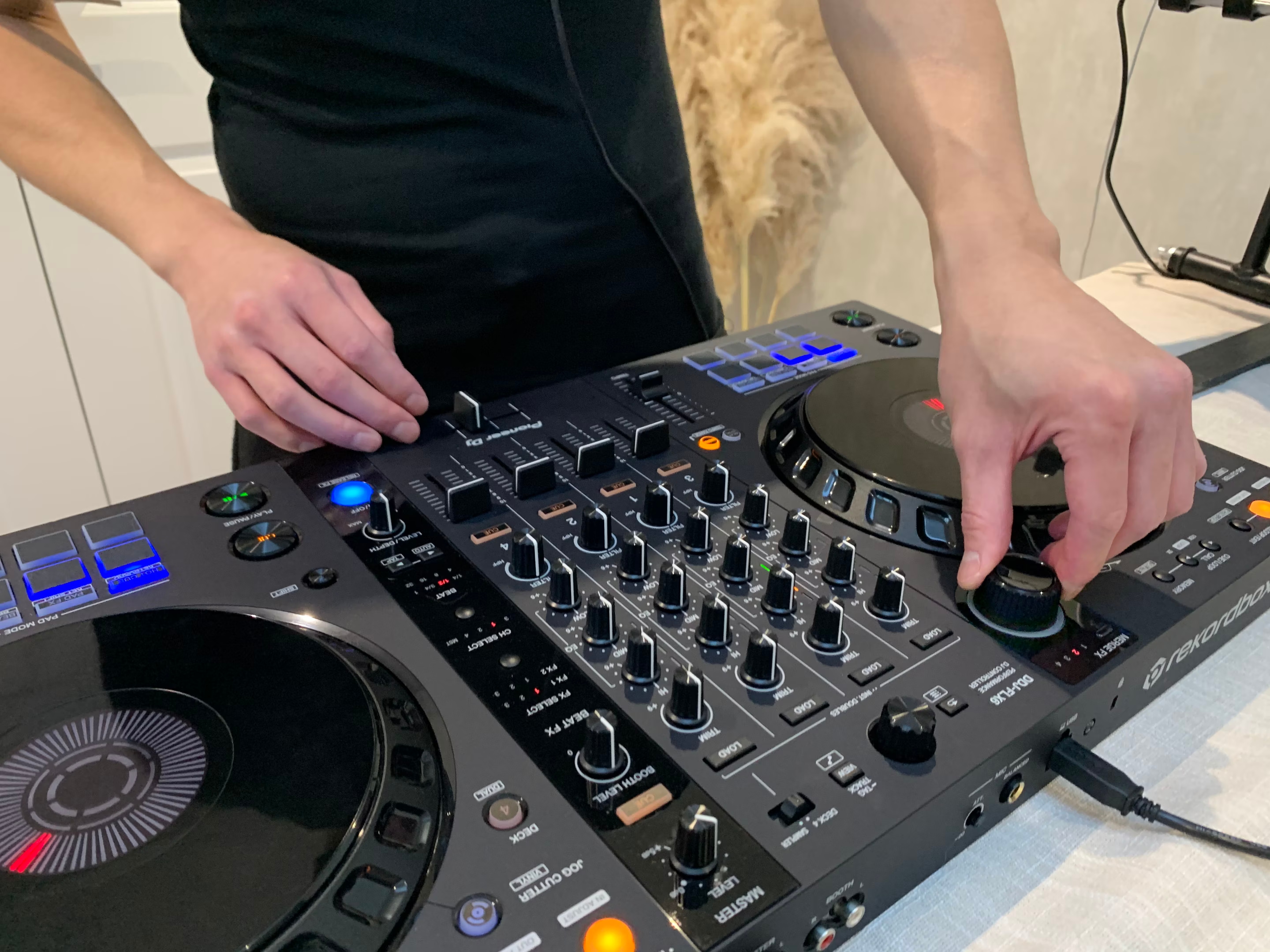 Pioneer DJ DDJ-FLX6 - kaufen bei Digitec - Digitec
