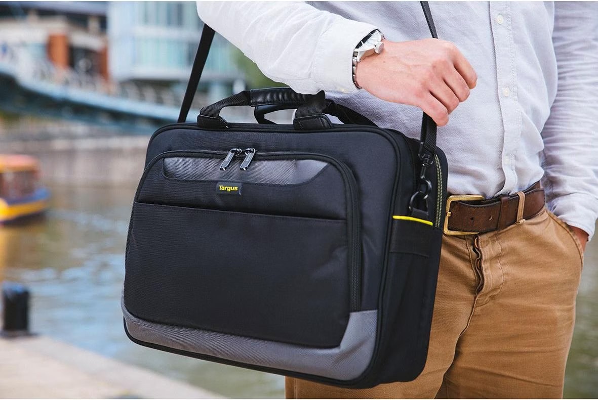 Targus City Gear buy at Digitec