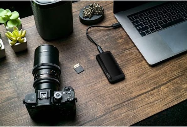 Crucial X8 - buy at Digitec