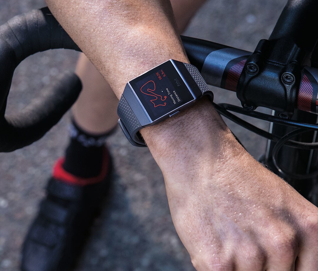 Fitbit Ionic 29.23 mm Aluminium S L kaufen bei Digitec