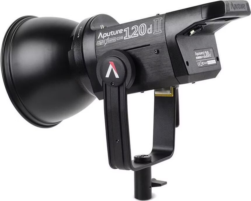 Aputure Light Storm C120D II V-mount - kaufen bei Digitec