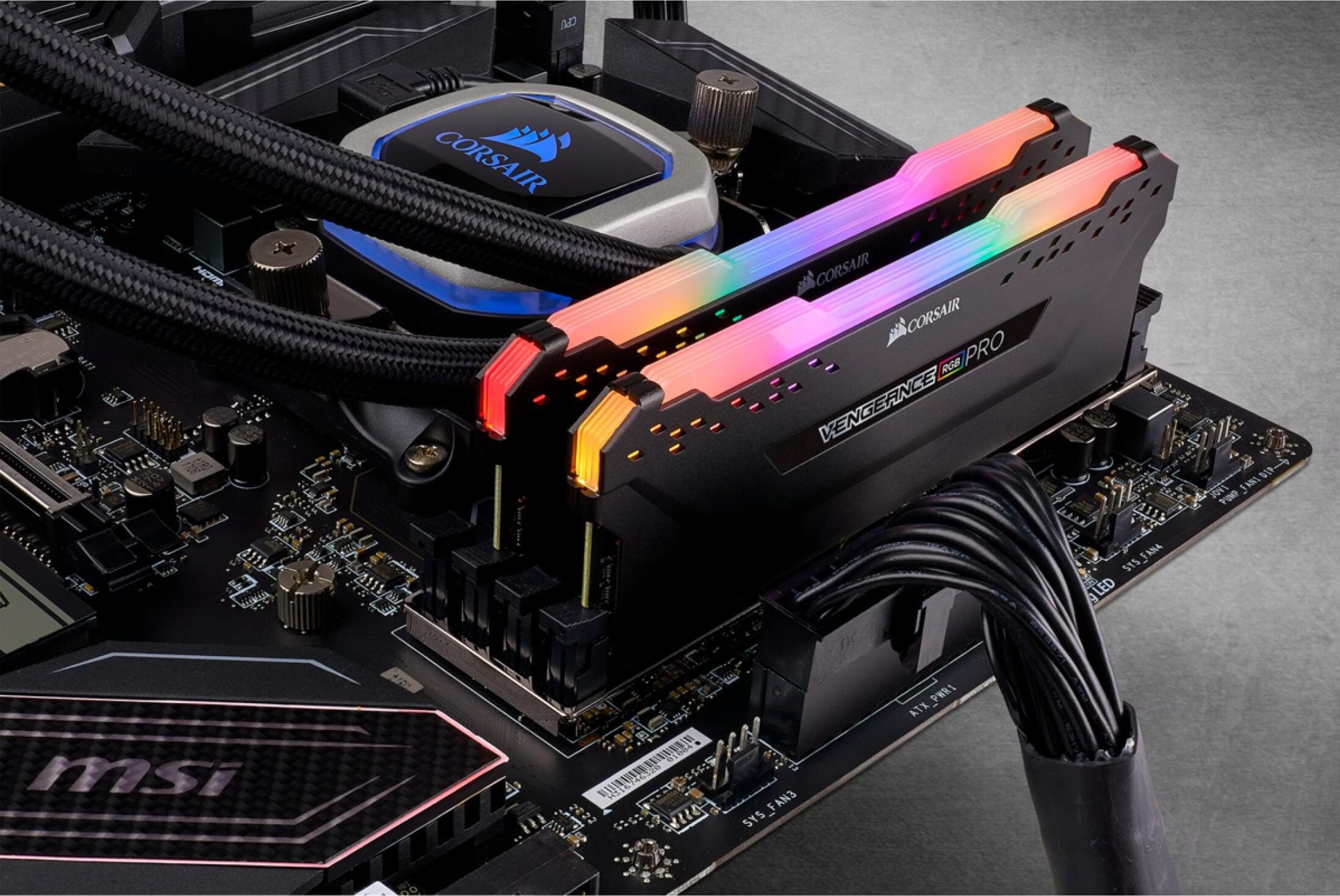 Corsair Vengeance RGB Pro (2 x 32GB, 3200 MHz, DDR4-RAM, DIMM